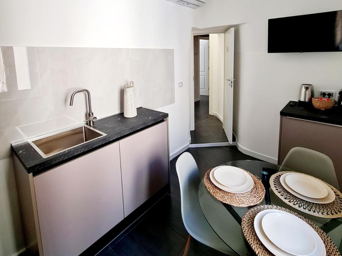 Lena Suite Bari Vecchia Exterior photo